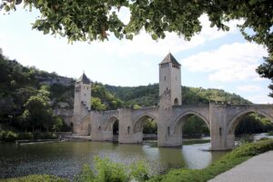 pbarnoux-valentre-bridge-830389_1280